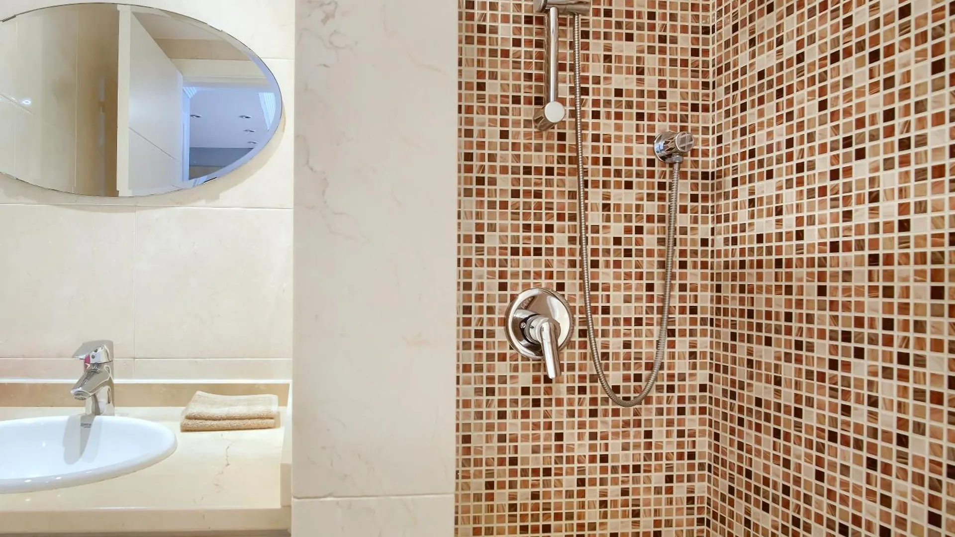 Oasis La Cala 2, Beautiful Terrace ,Pools, Parking Apartment La Cala De Mijas 0*,