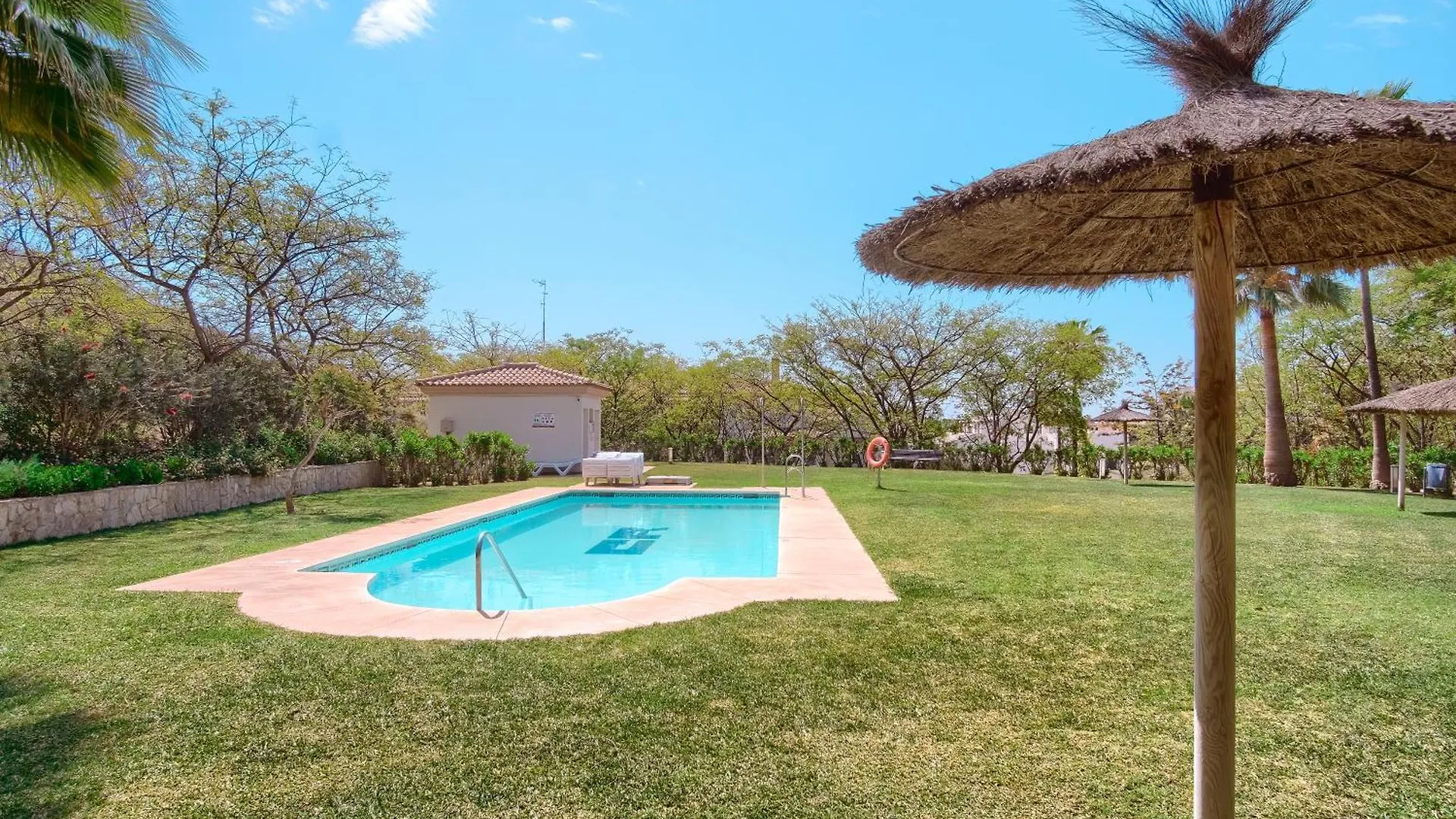 Oasis La Cala 2, Beautiful Terrace ,Pools, Parking Apartment La Cala De Mijas