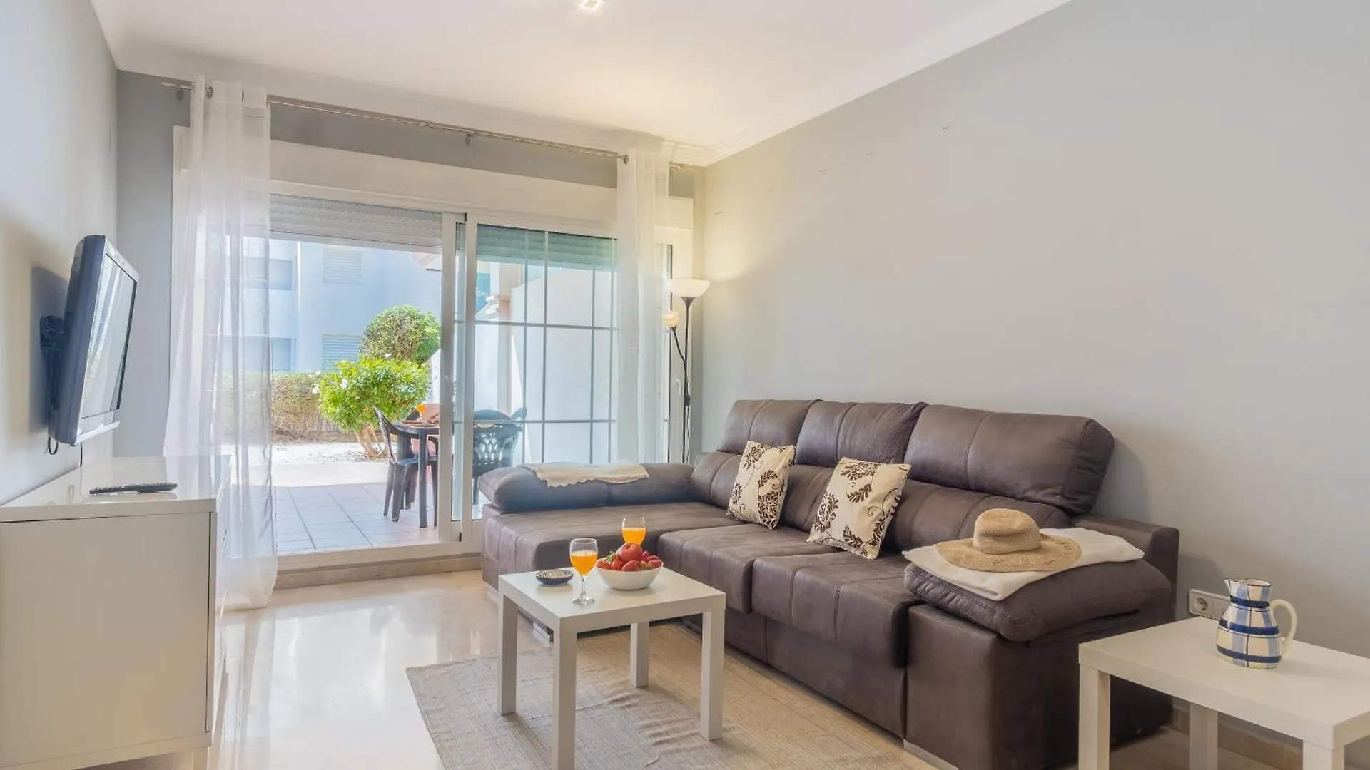 Oasis La Cala 2, Beautiful Terrace ,Pools, Parking Apartment La Cala De Mijas