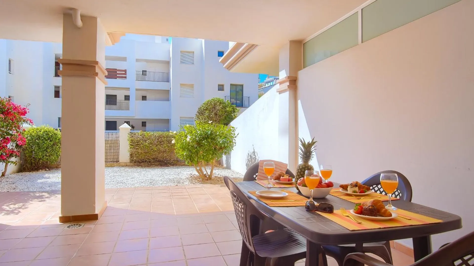 Oasis La Cala 2, Beautiful Terrace ,Pools, Parking Apartment La Cala De Mijas Spain
